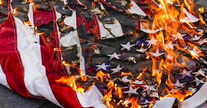 Trump's order on flag burning could return the question to the Supreme Court