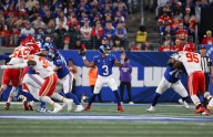 Jaxson Dart time? After dud vs. Chiefs, Giants might have seen enough of Russell Wilson