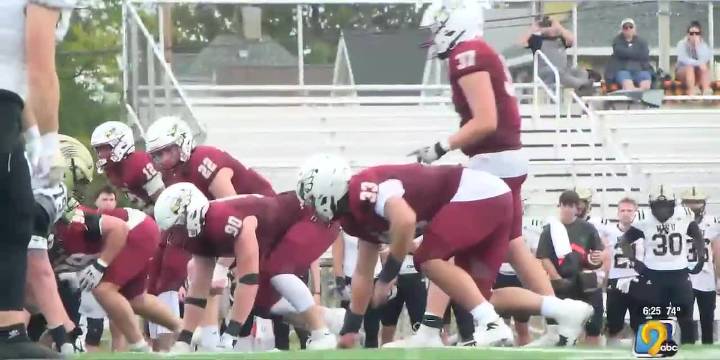 Kohawks lineman back playing, following season-ending injury and coaching experience