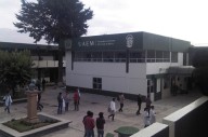 Fuga de gas en laboratorio de preparatoria de la UAEMéx en Toluca moviliza a bomberos