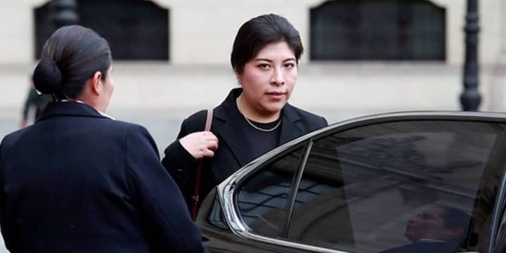 Congresistas celebran decisión del TC que libera a Betssy Chávez y reclaman libertad para Pedro Castillo