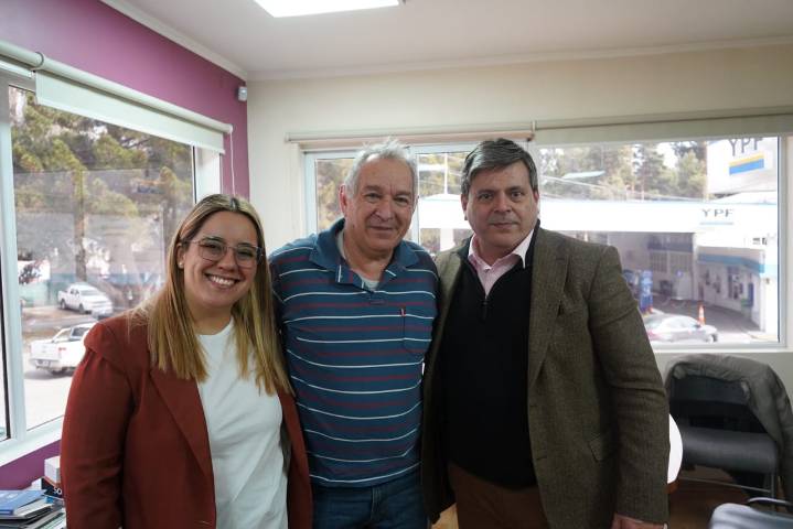 Gisella Martínez y Fabián Leguizamón dialogaron con productores rurales, empresarios y personal de salud en El Calafate