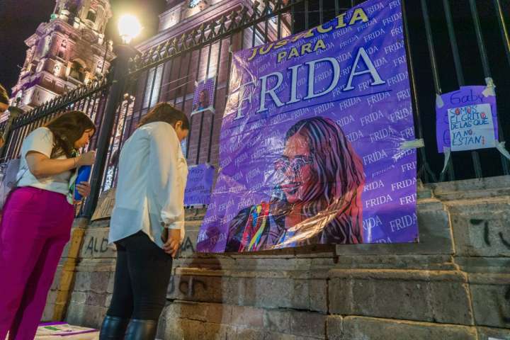 Padre de Frida Santamaría acusa corrupción en el proceso judicial