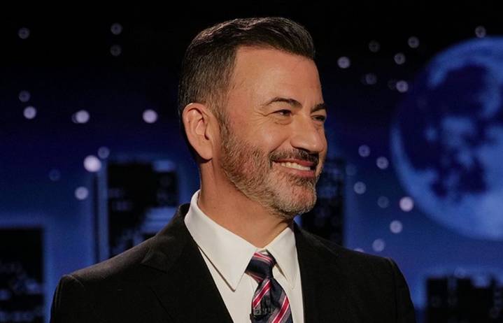 Cantwell, advertisers pressure Seattle’s KOMO to air Jimmy Kimmel show