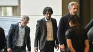 Desde el equipo económico de Luis Caputo aseguran que la nueva restricción al dólar es para "evitar distorsiones"