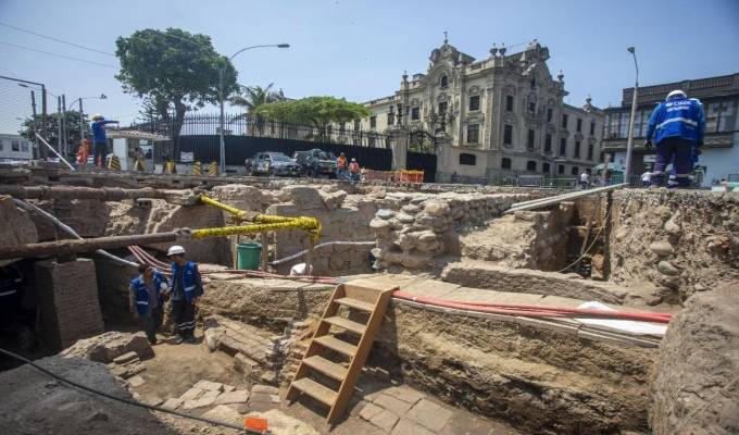 Gobierno dispone cierre de excavaciones en Centro Histórico por "seguridad" de Dina Boluarte