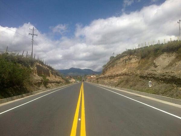 Comunidades indígenas bloquean la Panamericana en el norte del Cauca