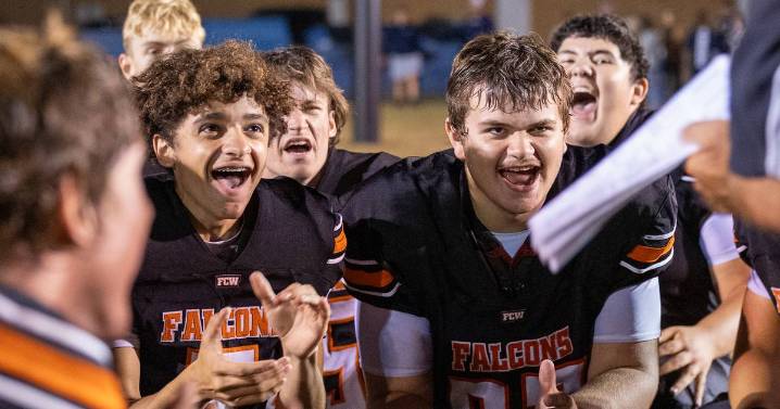 Listen: Illinois high school football recaps for Week 5