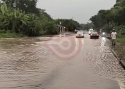 Se inundó tramo carretero por lluvia