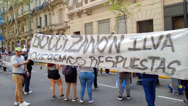 Ceramistas bonaerenses marcharon por despidos y salarios