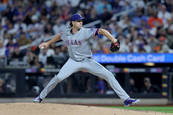Deadspin | Jacob deGrom-led Rangers prolong Mets losing streak
