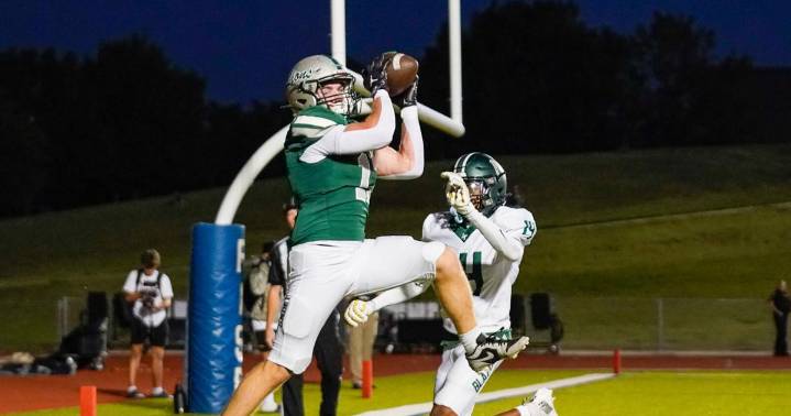 Harn-Francis combo fuels bounce-back win for Reedy