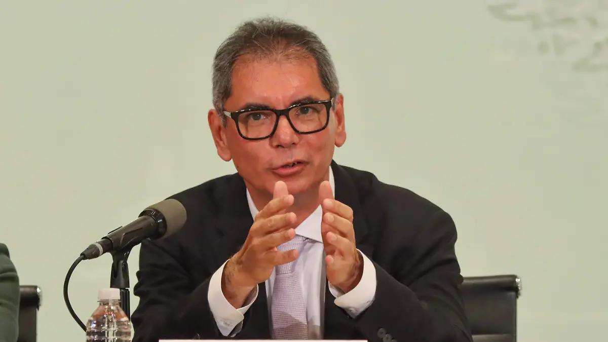 Hacienda justifica impuestos saludables para 2026