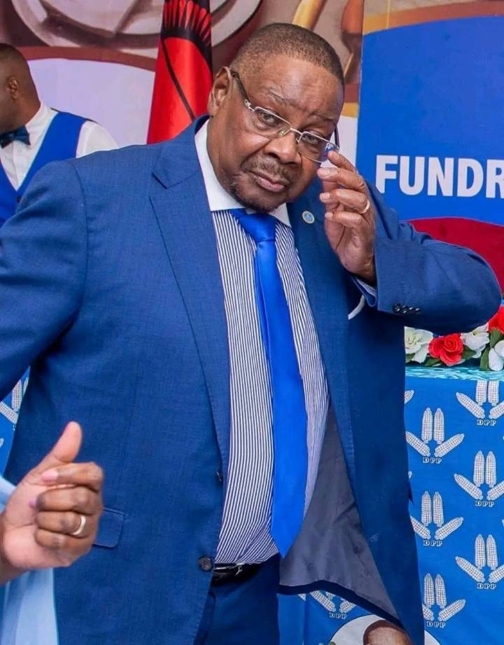 Mutharika Kicks Out Chakwera, Returns to State House