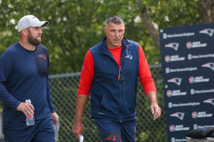 Patriots host 3 tight ends for tryouts, including ex-Bills 6