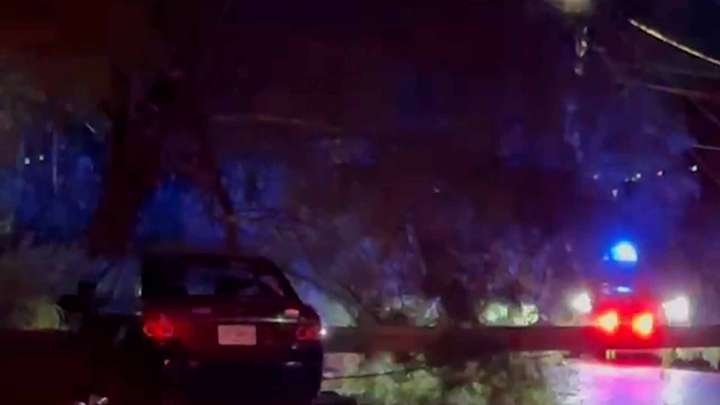 Hombre Ataca a su Pareja y Choca Contra Poste al Intentar Escapar de la Policía en Coahuila