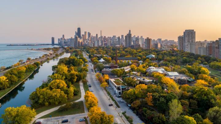 When does fall start for 2025? Illinois fall colors, foliage map