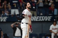 Guardians clinch AL playoff berth with 3