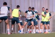 El Málaga se ejercita en la Ciudad Deportiva con la mirada puesta en Burgos
