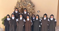 EXTORSIONADORES · Amenazan con quemar vivas a monjas carmelitas