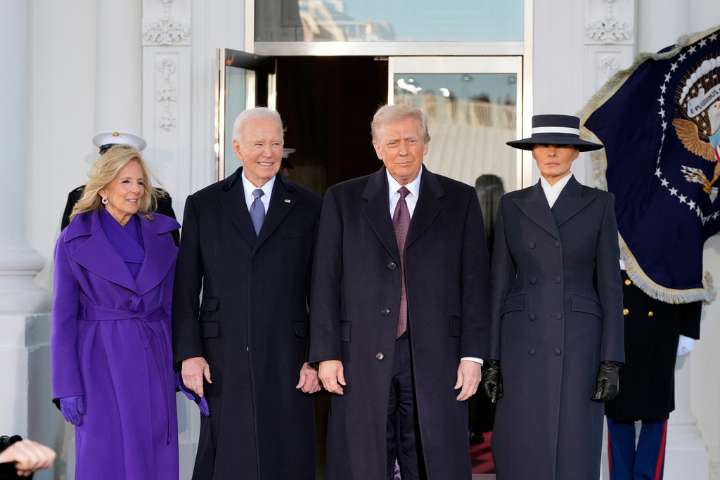 US media quickly forced to revisit a thorny question: How should a president's health be covered?