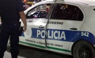 Robo frustrado de motocicleta en el estacionamiento de un supermercado
