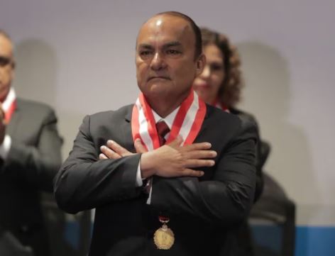 JNJ ratificó a Gino Ríos