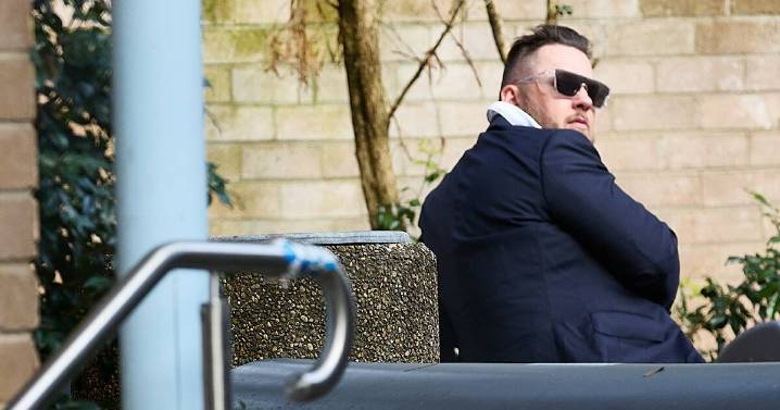 NSW police senior constable Brett David Linsday convicted for assaulting teens