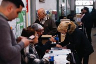 A una hora del cierre de los comicios, ya votó el 50,5% del padrón en las elecciones de Buenos Aires