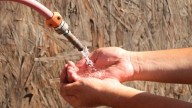 Usuarios exigen mayor inversión en la red de agua de Hermosillo