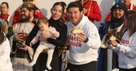 Acusan a García de impulsar a su esposa en Nuevo León