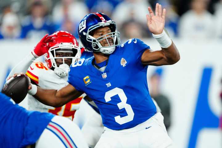 Giants' head coach non-committal on Russell Wilson continuing as starting quarterback