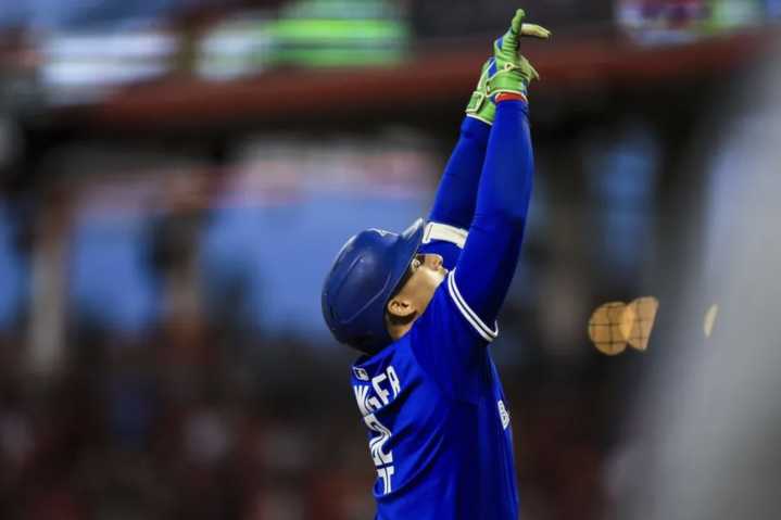 MLB Playoff Predictions 2025: Projecting All 12 Postseason Teams