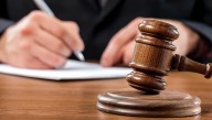 Srinagar Court orders FIR against senior journalist, 3 others in home invasion case