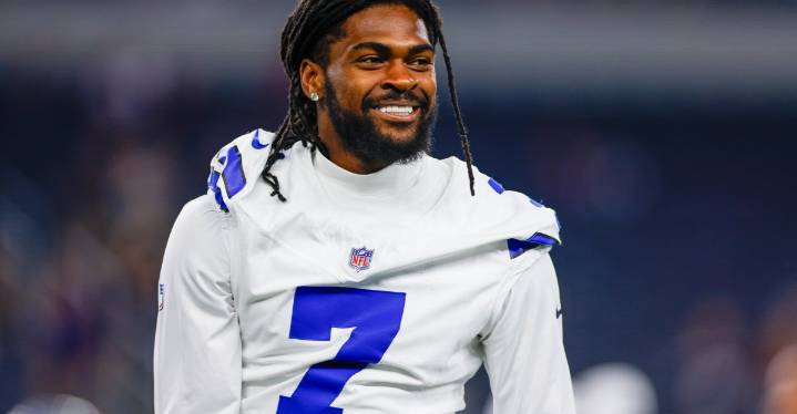 Cowboys vs Bears inactives: Trevon Diggs, Mazi Smith active