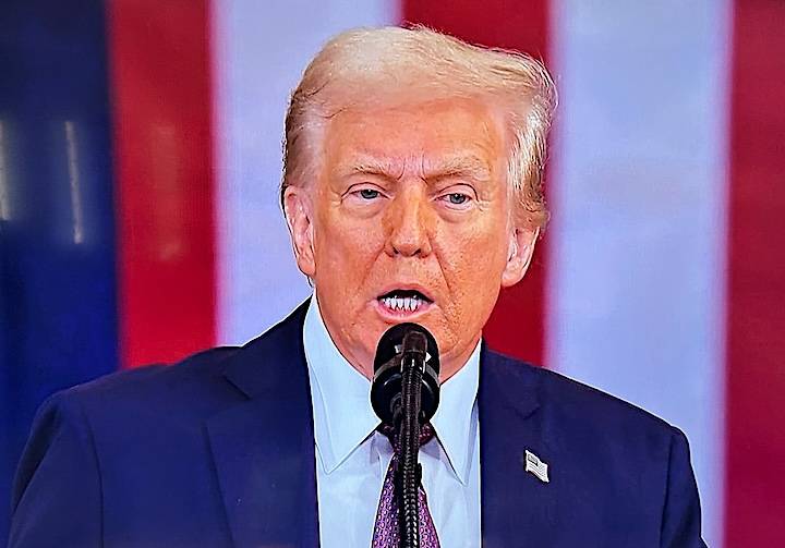 Trump contra ABC por Kimmel.