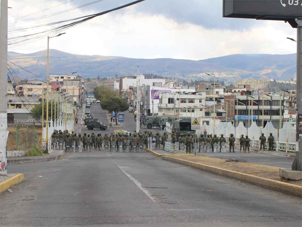 Colectivo documenta abusos de derechos durante protestas en Ecuador