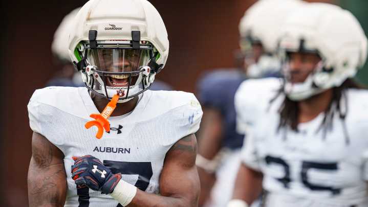 DJ Durkin says Auburn football LB Xavier Atkins hasn't been a surprise