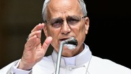 Papa León XIV descarta cualquier reforma sobre diaconisas y fieles LGBTQ+