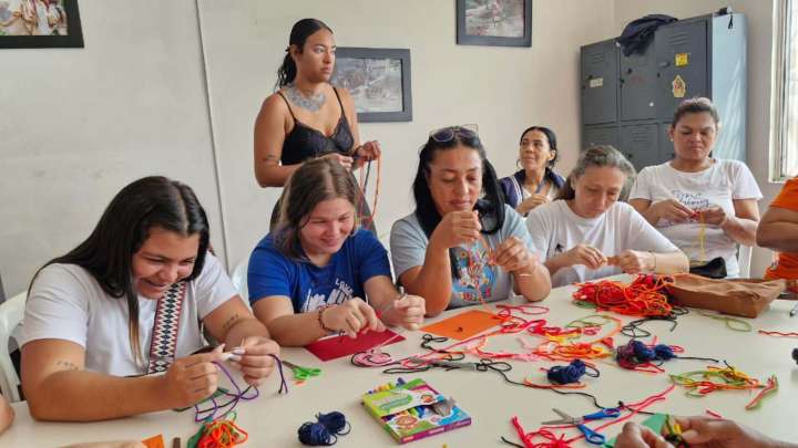 ¡Un camino a nuevas oportunidades! Más de 500 trabajadoras sexuales accederán a formación y apoyo psicosocial en Medellín