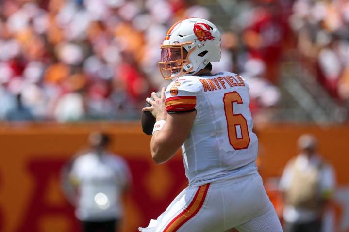 FanDuel promo code: Earn $300 in bonus value with winning $5 bet for Bucs vs. Eagles