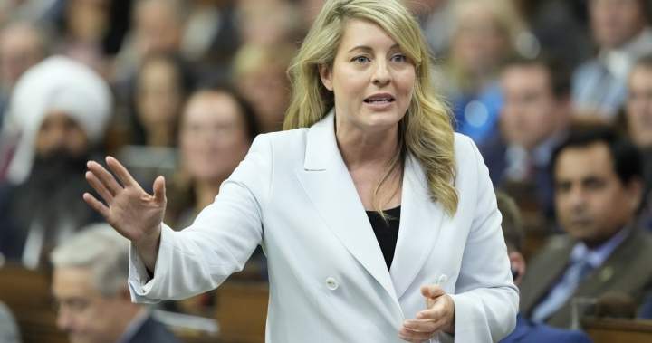 Ottawa says it will ‘keep working’ with Ontario paper mill to resume its operations