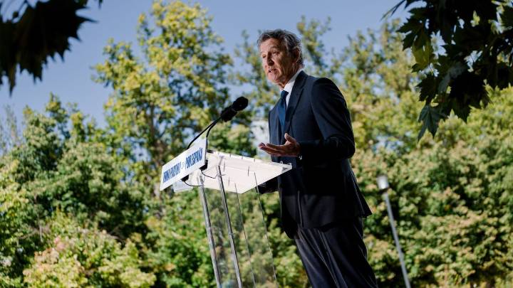 Feijoo plantea una reforma que obligue al Gobierno a convocar elecciones si los Presupuestos se prorrogan dos veces
