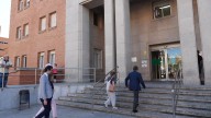 El juez toma declaración en el hospital al segundo detenido por el crimen de la funcionaria de Badajoz