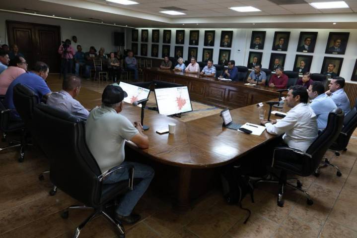 Brindar transporte de calidad a Saltillo, prioridad de Javier Díaz en acuerdo con concesionarios