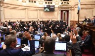 Nuevo triunfo opositor en el Senado: aprobaron una reforma que limita los DNUs del Presidente