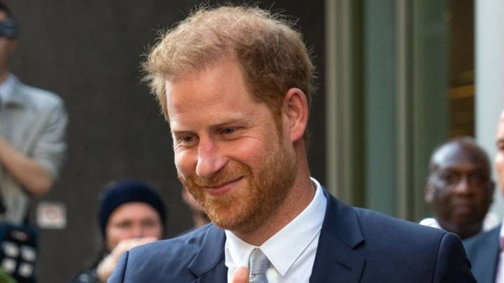Experts Suggest Prince Harry Holds Rare Visa Allowing Lifetime Stay In US