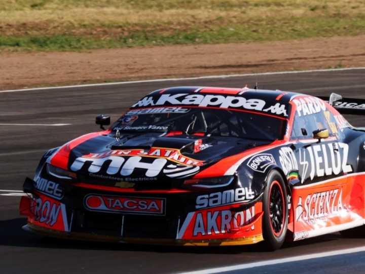 El Turismo Carretera empezó la Copa de Oro como terminó la fase regular: Canapino voló en San Luis para seguir puntero