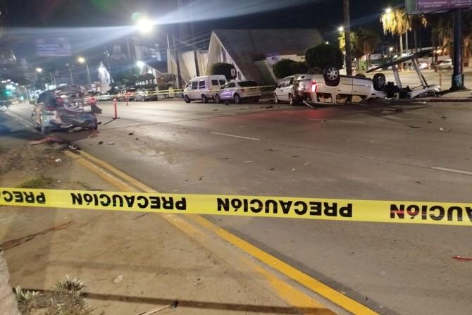 Dejó carambola una mujer fallecida y cuatro heridos en Ensenada