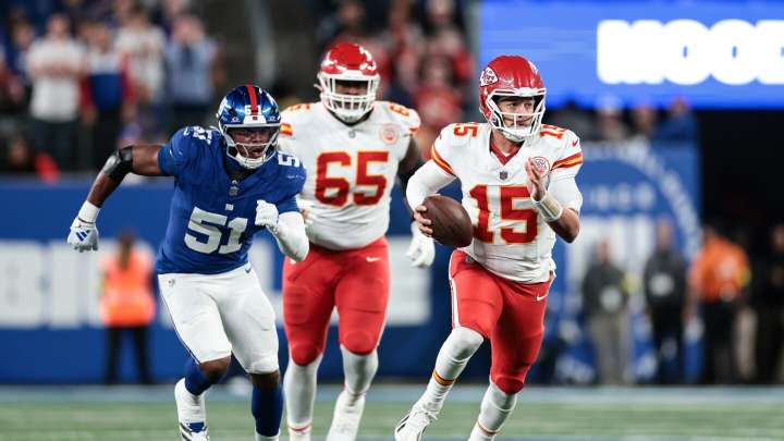 Sunday Night Football: Chiefs grind out 22